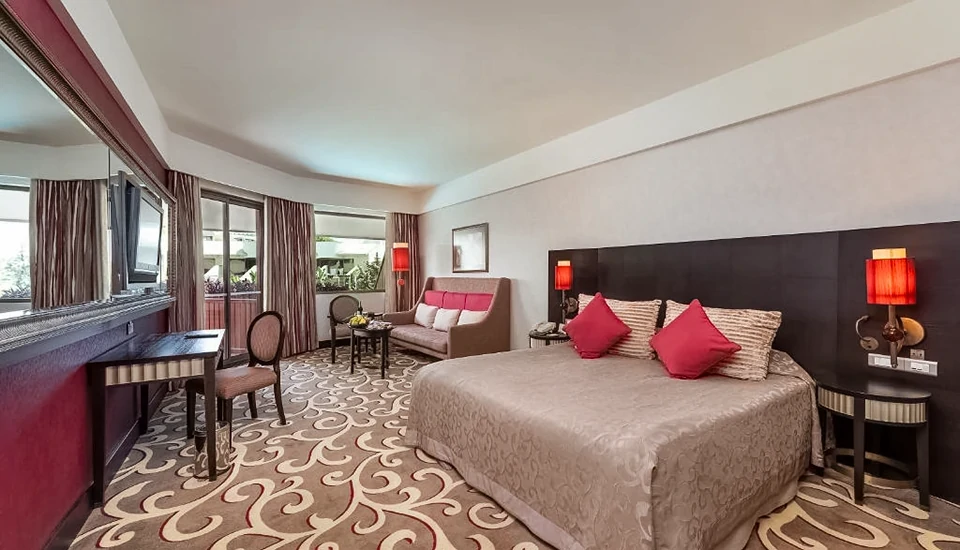 هتل کرنلیا دایموند گلف ریزورت آنتالیا